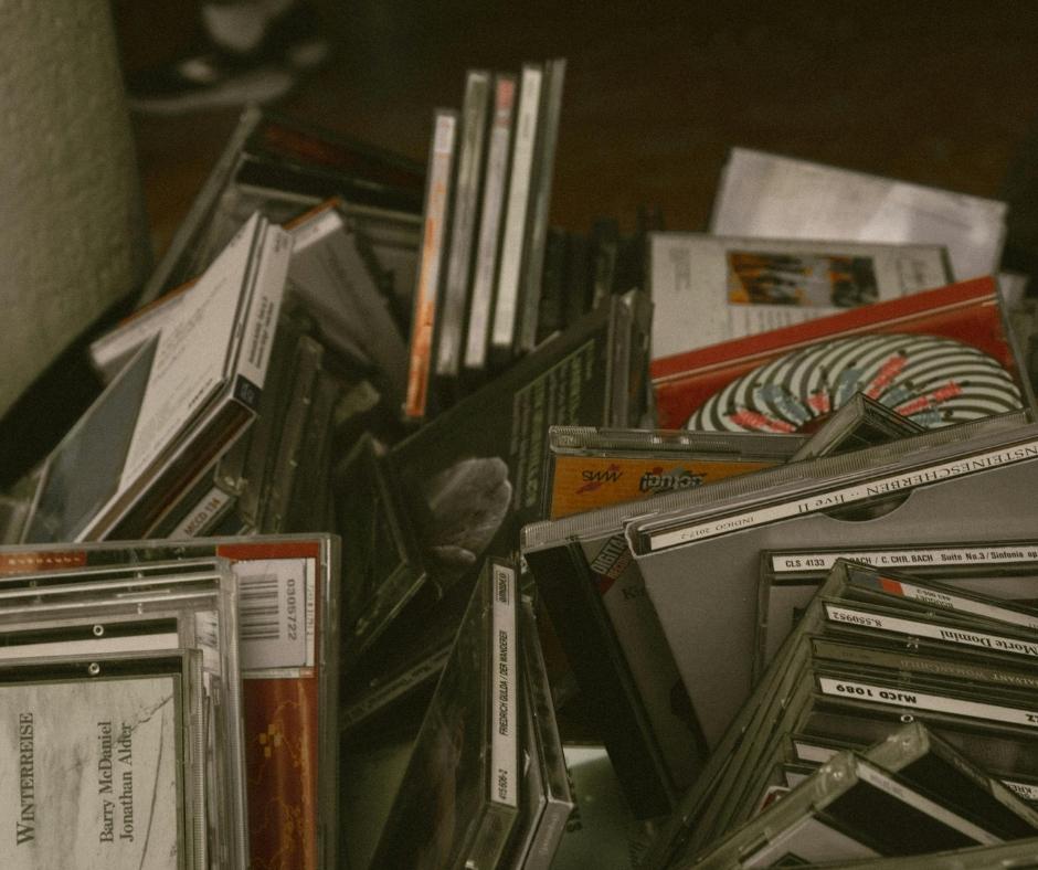 hoarding cleaning service in NYC for an unorganized space