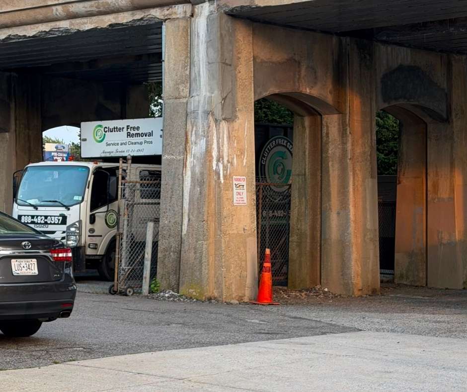 Clutter Free Service Lynbrook - company truck