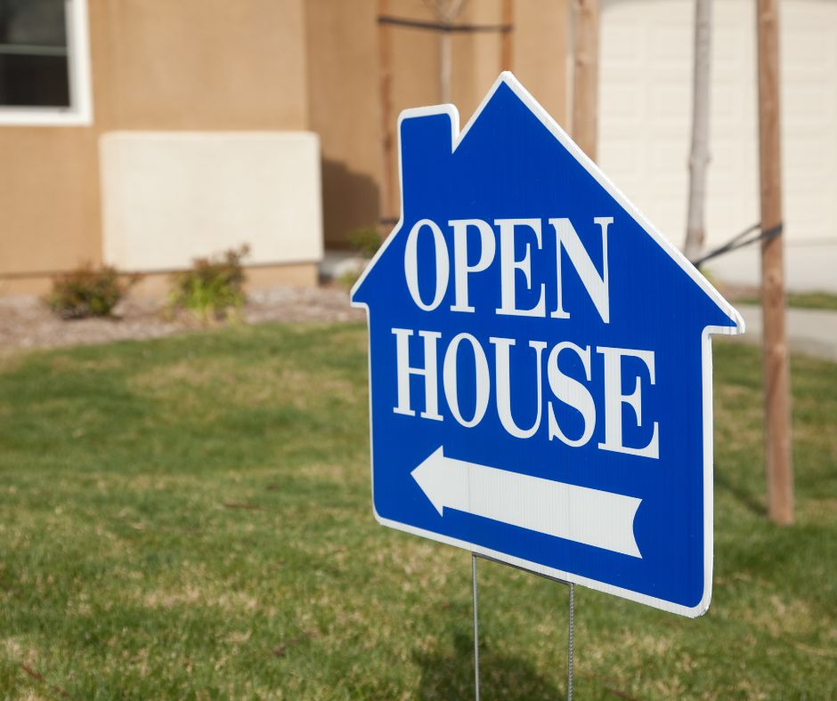 Open House Decluttering Service in NYC - open house sign